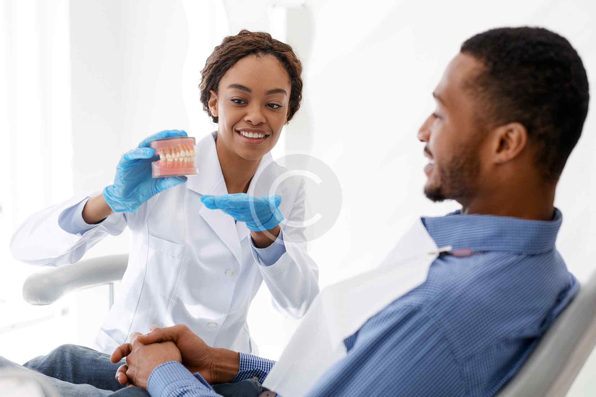 Diş implantında uzmanlık